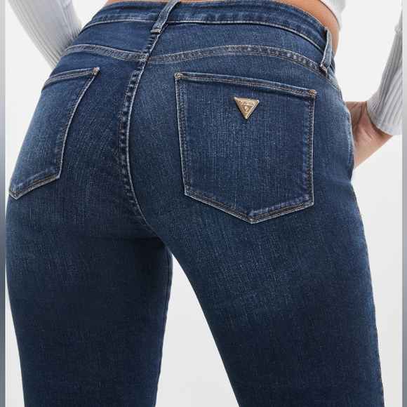 Guess Jeans - Picture 13 of 13